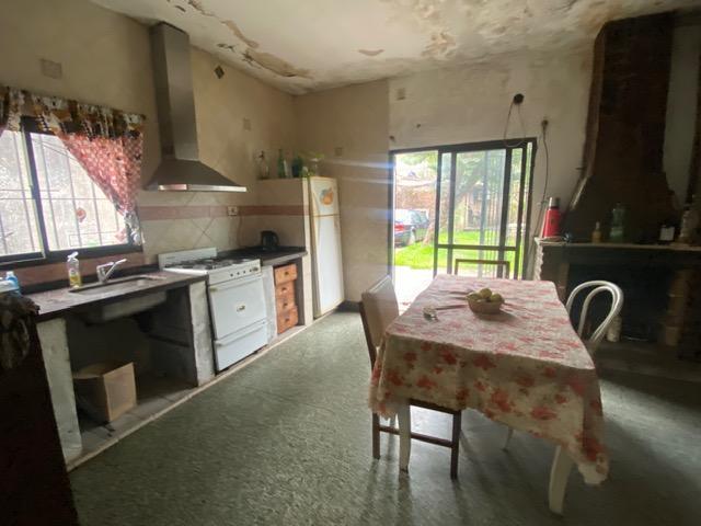 Foto de EN VENTA - CASA DE DOS DORMITORIOS A REFACCIONAR - GRANADERO BAIGORRIA, imagen 4