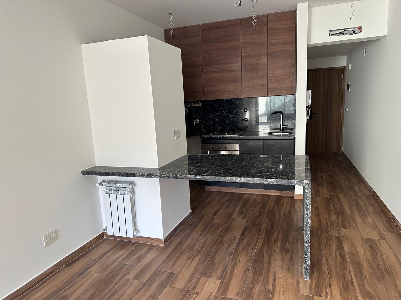 Foto de VENTA DEPARTAMENTO MONOAMBIENTE CON PATIO EN BARRIO MARTIN, imagen 4