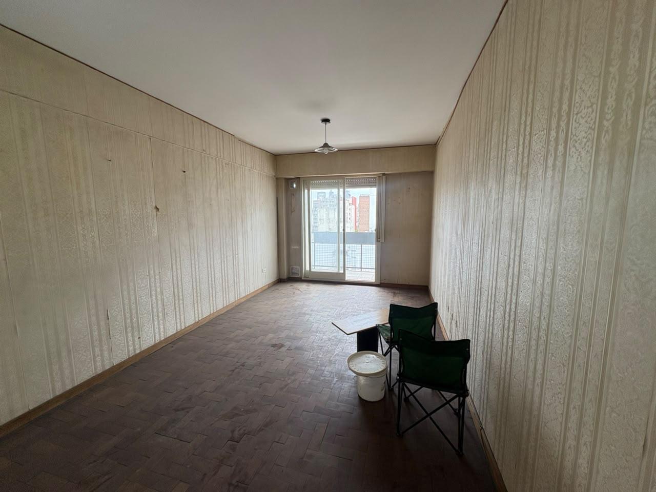 Foto de EN VENTA - DEPARTAMENTO DE 2 DORMITORIOS - CENTRO, imagen 3