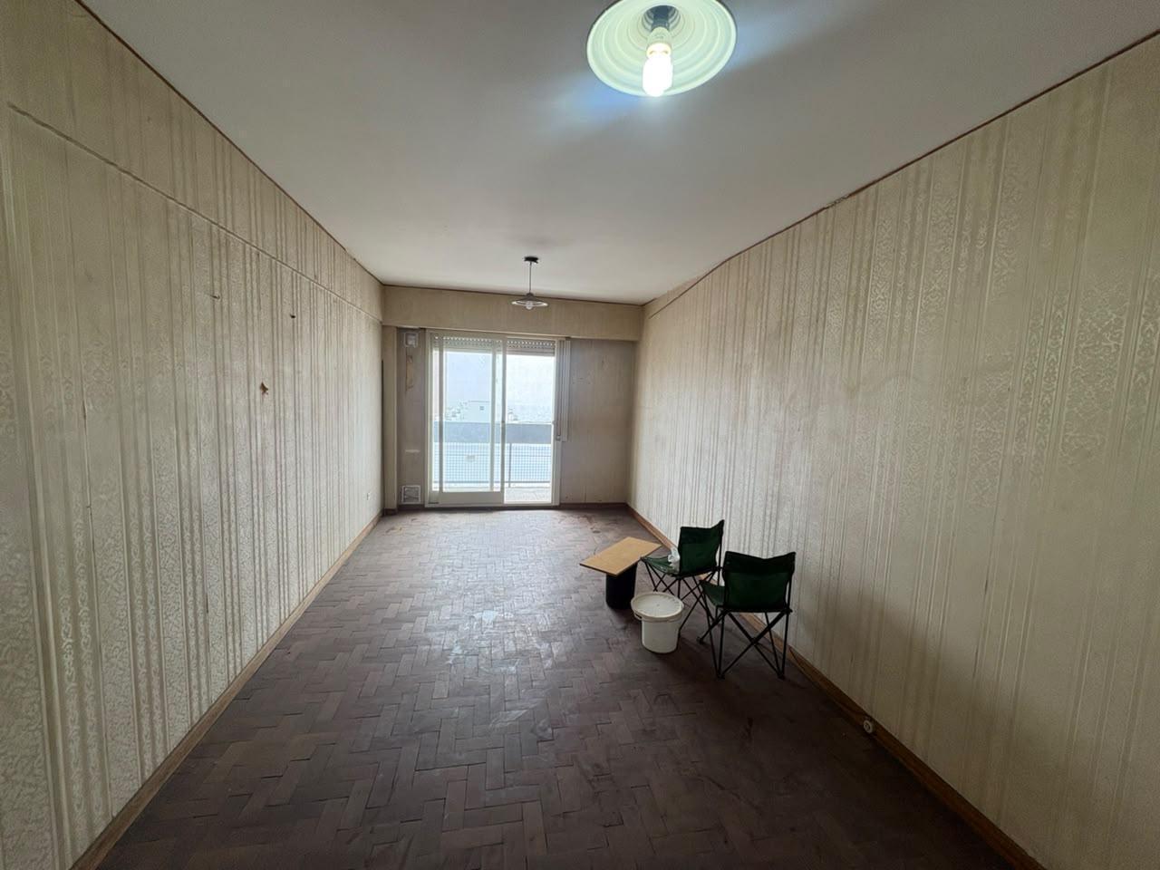 Foto de EN VENTA - DEPARTAMENTO DE 2 DORMITORIOS - CENTRO, imagen 5
