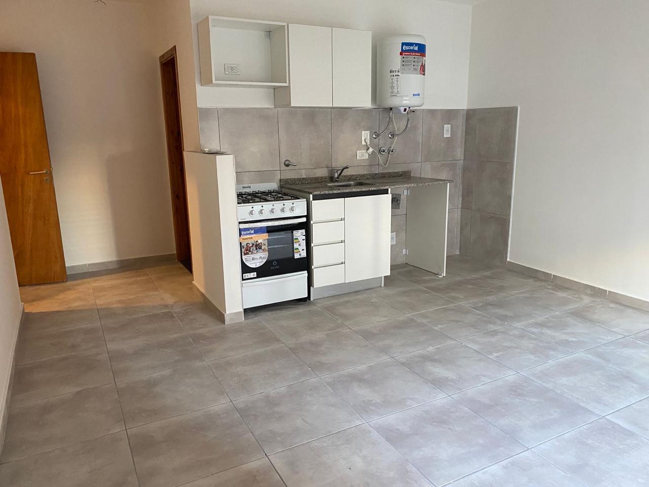 Foto de ES EN EN VENTA - MONOAMBIENTE CON BALCON - CENTRO,, imagen 1