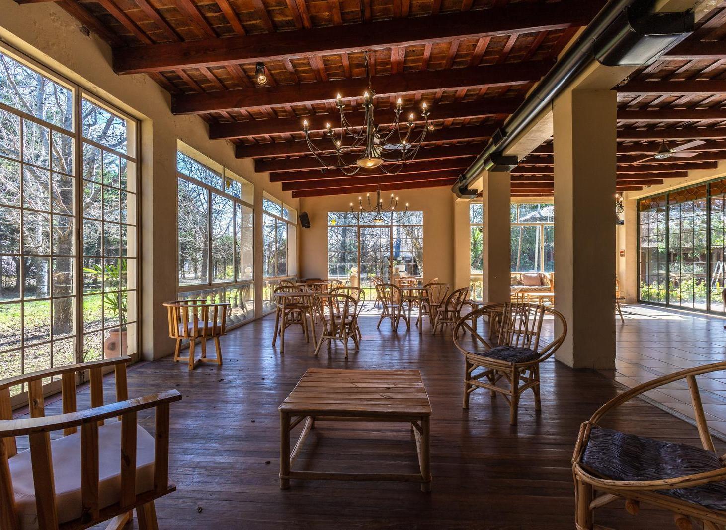 Foto de EN VENTA - IMPORTANTE SALÓN DE EVENTOS 3.124 M2 - SAN JERONIMO SUD, imagen 4