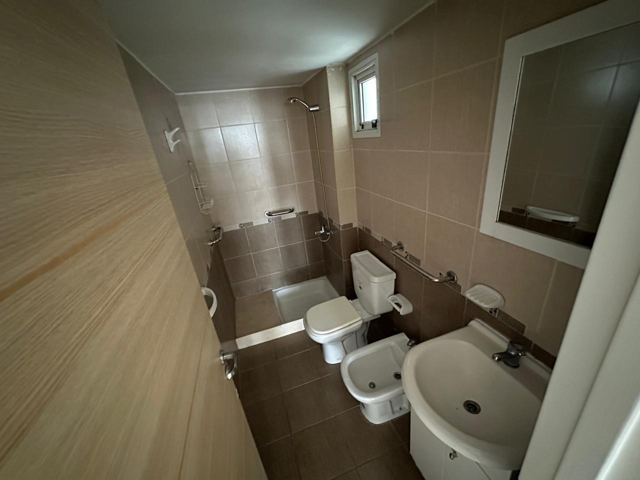 Foto de VENTA - DEPARTAMENTO 1 DORMITORIO APTO CREDITO - BARRIO MARTIN, imagen 2