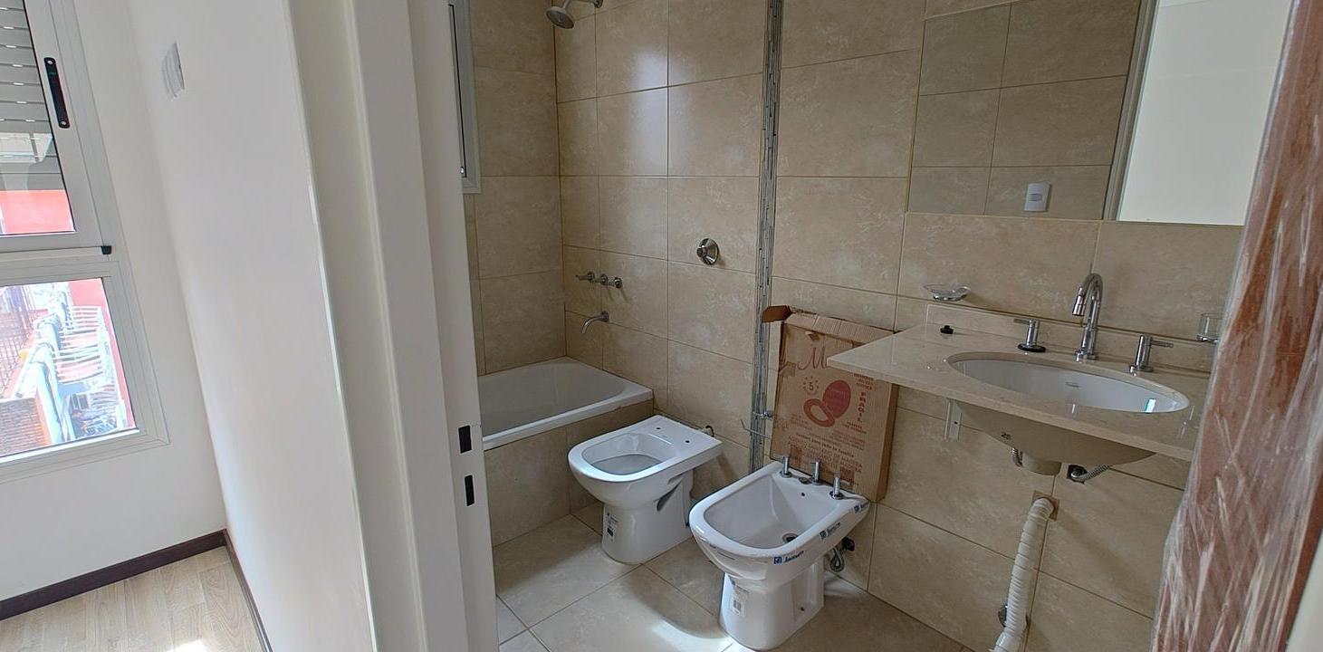 Foto de ALQUILER DEPARTAMENTO 1 HABITACION - AMPLIO BALCON, imagen 2