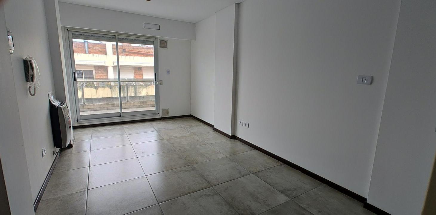Foto de ALQUILER DEPARTAMENTO 1 HABITACION - AMPLIO BALCON, imagen 3