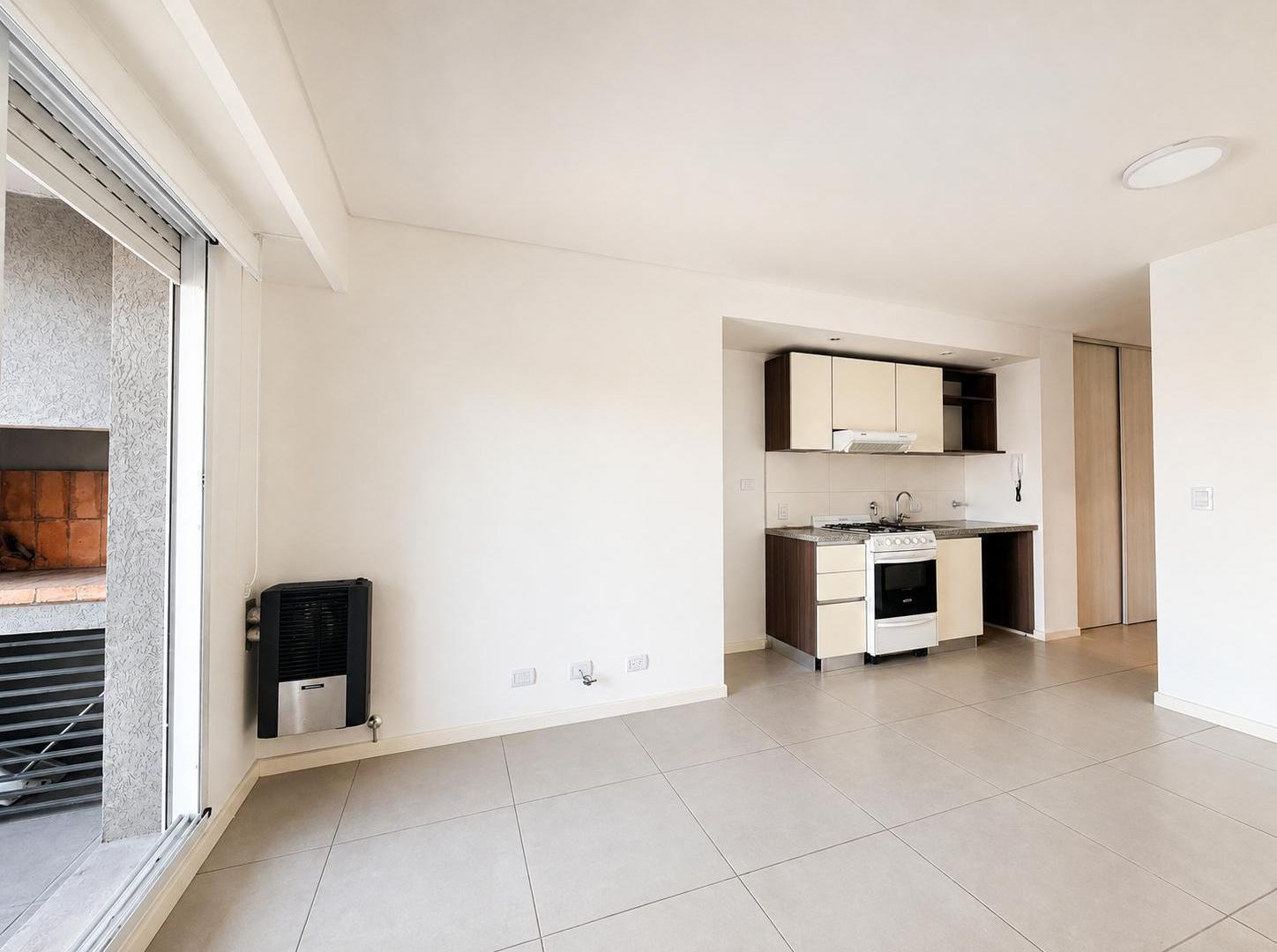 Foto de EN VENTA- DEPARTAMENTO MONOAMBIENTE - BALCON CON PARRILLERO - CENTRO, imagen 4