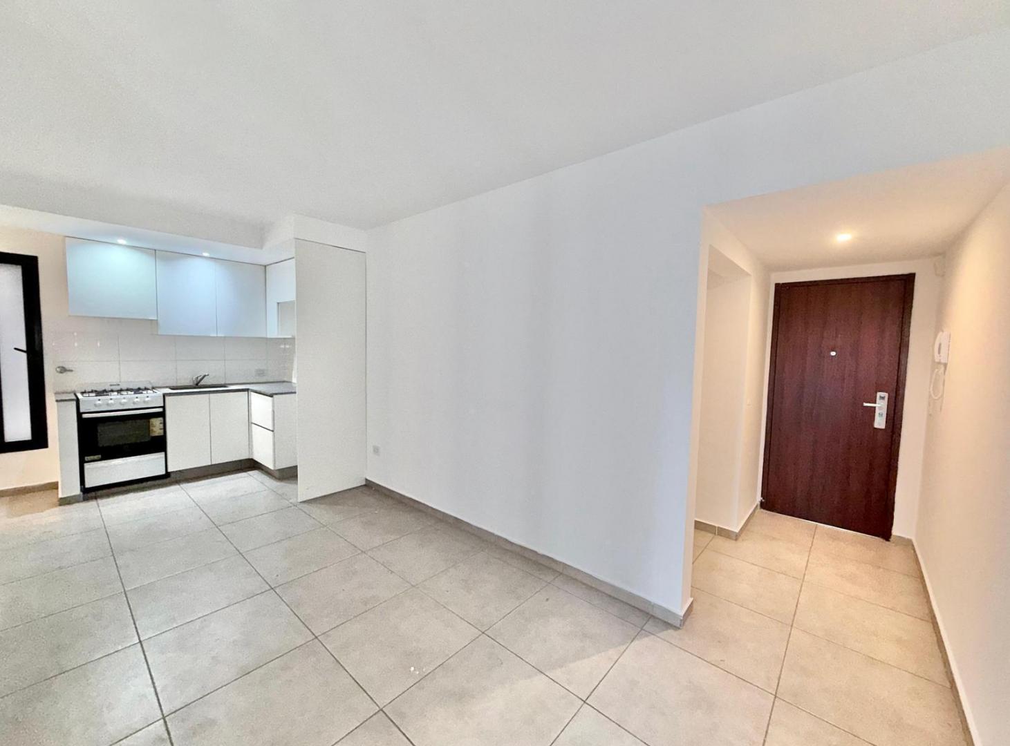 Foto de VENTA - DEPARTAMENTO DOS DORMITORIOS CON BALCON - BARRIO CENTRO, imagen 3