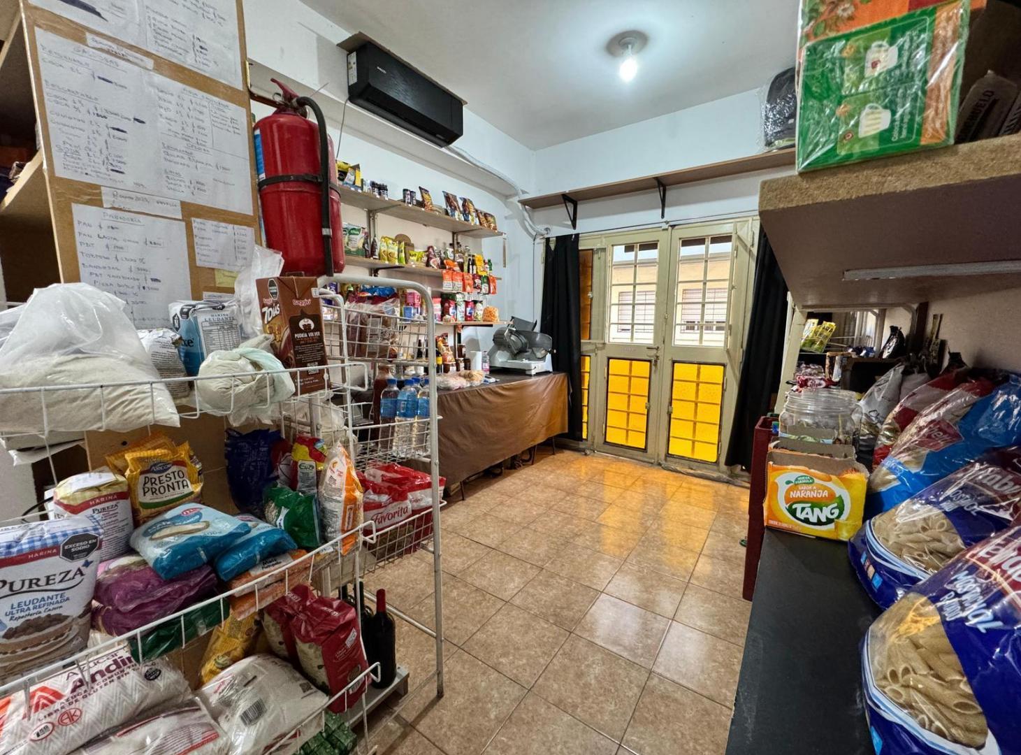 Foto de Venta - Local a la Calle ubicado en Barrio Luis Agote, Rosario, imagen 3