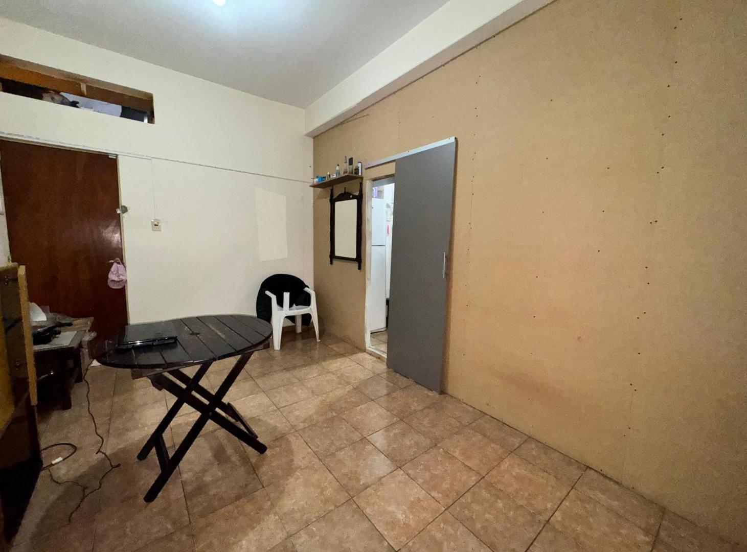 Foto de Venta - Local a la Calle ubicado en Barrio Luis Agote, Rosario, imagen 2