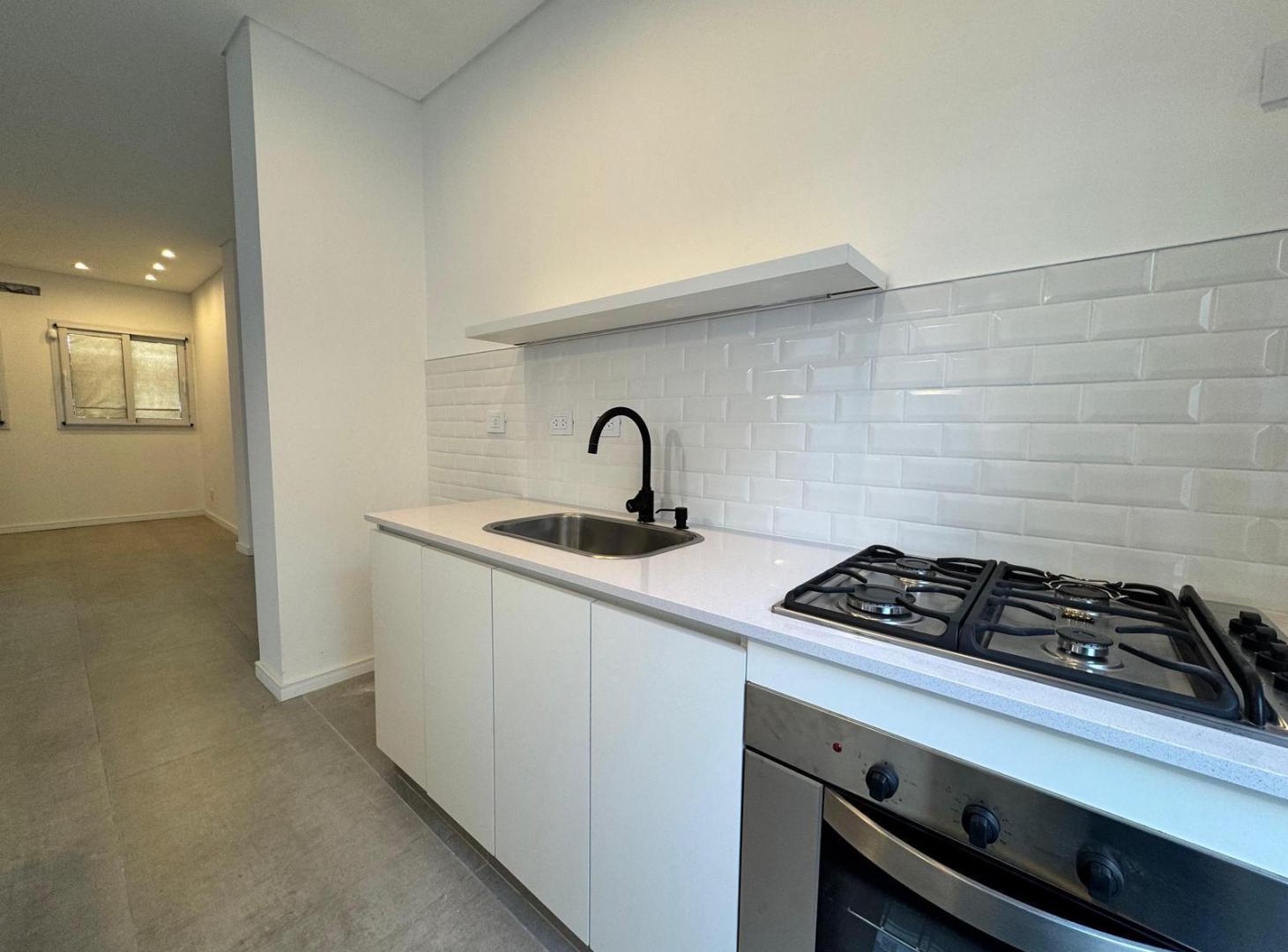 Foto de Venta Casa de 2 Dormitorios ubicada en Arroyito, Rosario, imagen 3