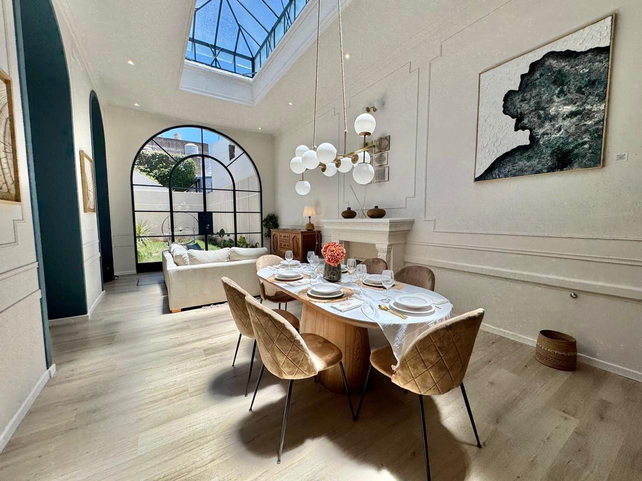 Foto de VENTA/PERMUTA Casa de 4 dormitorios con Parrillero, Pileta y Cochera, imagen 1