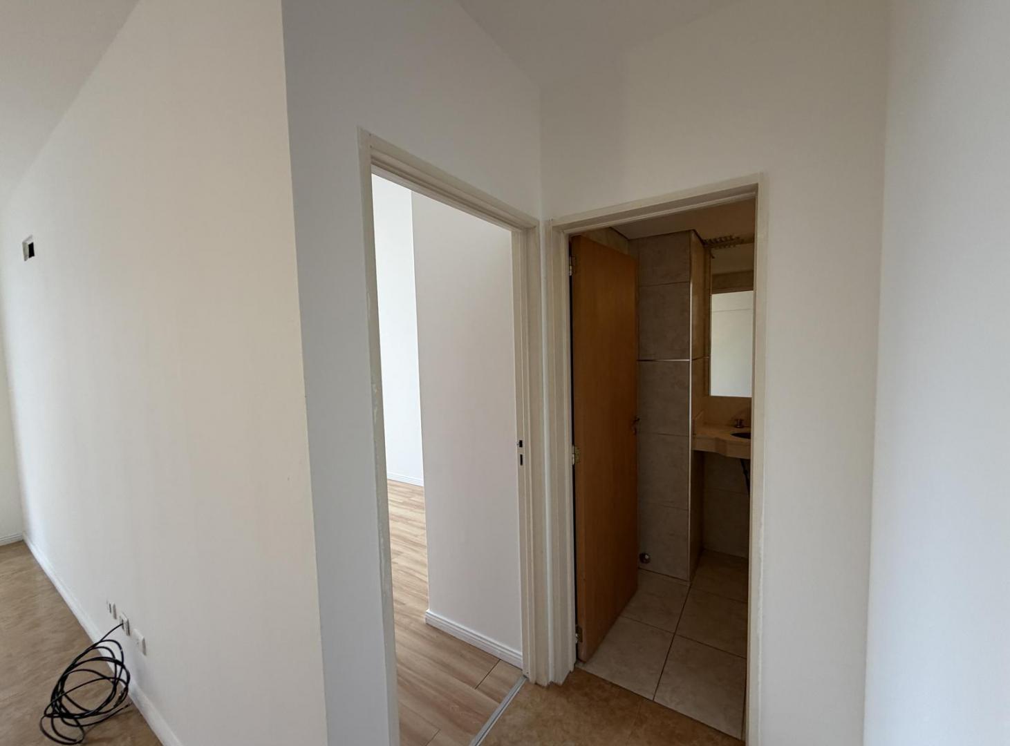Foto de DEPARTAMENTO DE 1 DORMITORIO EN ALQUILER BARRIO MARTIN ROSARIO, imagen 5