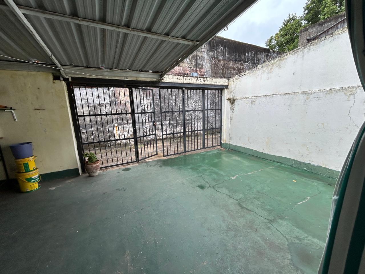 Foto de ALQUILER casa en Alberdi de dos dormitorios mas comodin, patio seco y, imagen 4