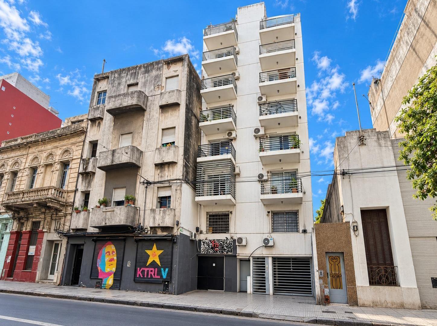 Foto de EN VENTA DEPARTAMENTO UN DORMITORIO EN BARRIO CENTRO, imagen 2
