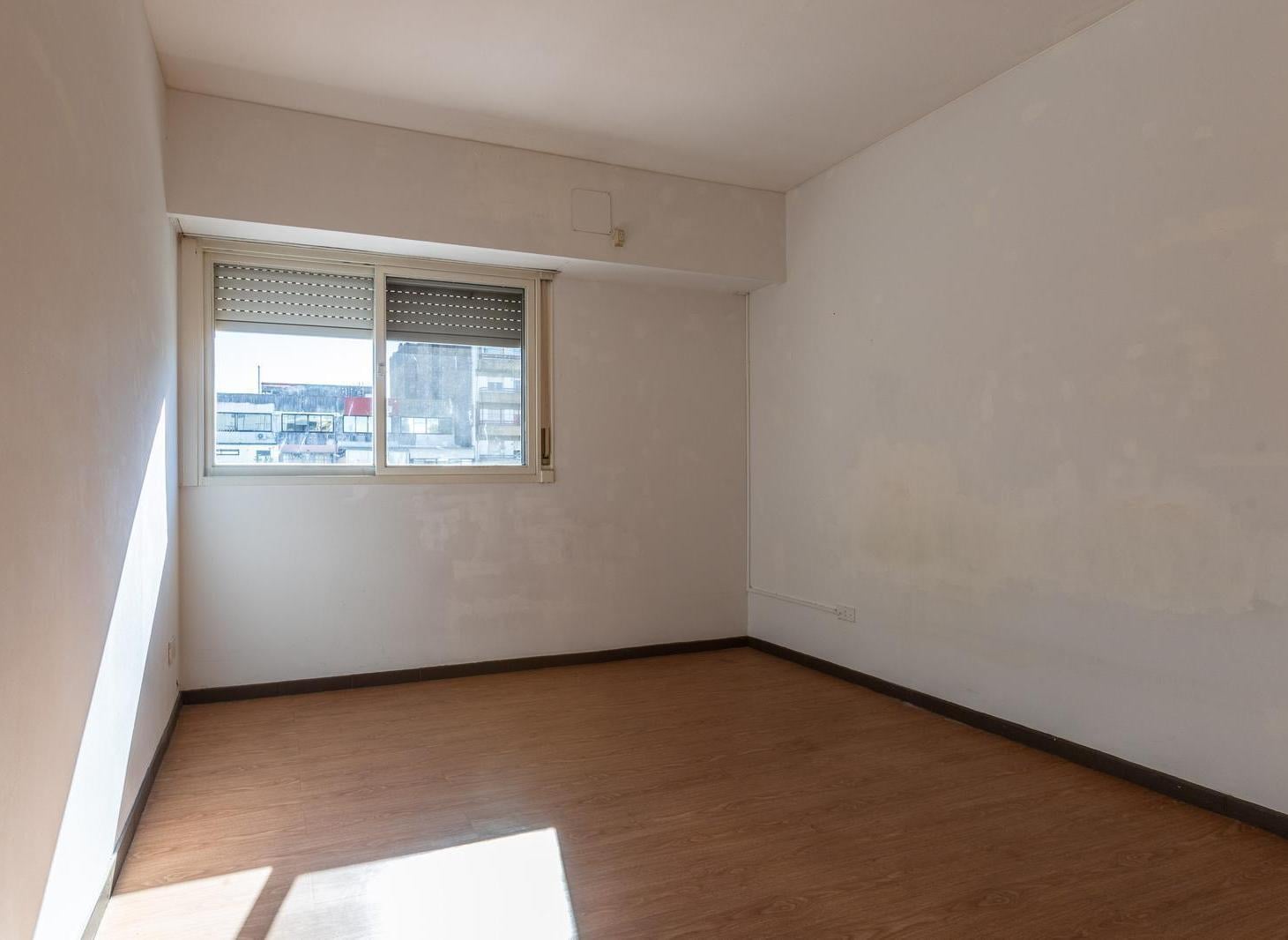 Foto de VENTA DEPARTAMENTO DE 1 DORMITORIO BARRIO CENTRO, imagen 3