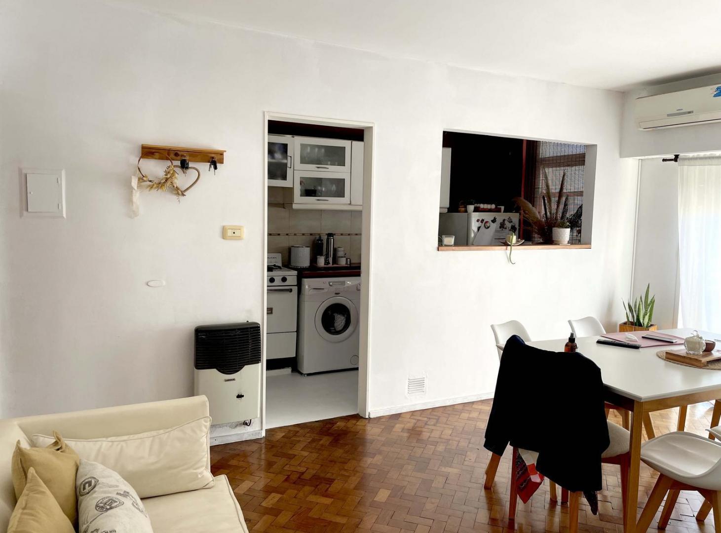 Foto de VENTA DEPARTAMENTO 1 DORMITORIO AL FRENTE- CENTRO ROSARIO, imagen 4