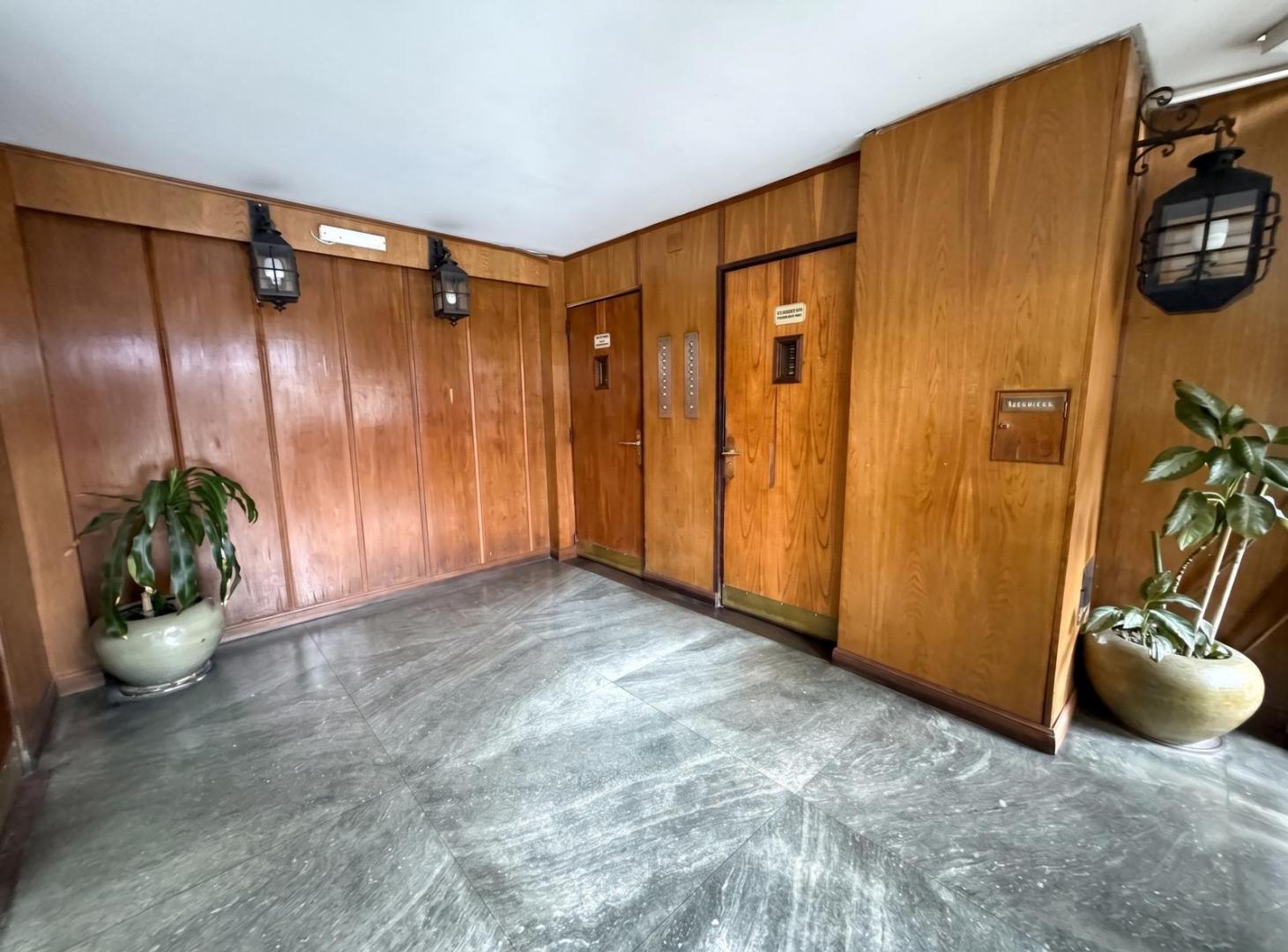 Foto de Departamento Tres dormitorios con terraza exclusiva en Centro, imagen 2
