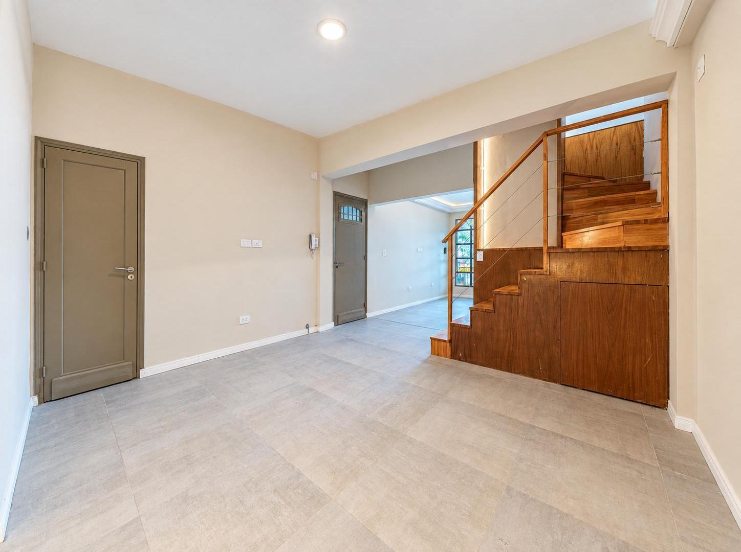 Foto de EN VENTA - CASA 3 DORMITORIOS CON PATIO Y TERRAZA - CENTRO, ROSARIO, imagen 5
