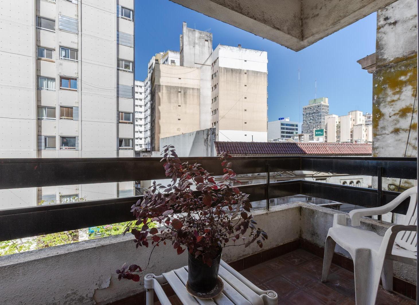Foto de VENTA DEPARTAMENTO DOS DORMITORIOS CON BALCON BARRIO CENTRO, imagen 5