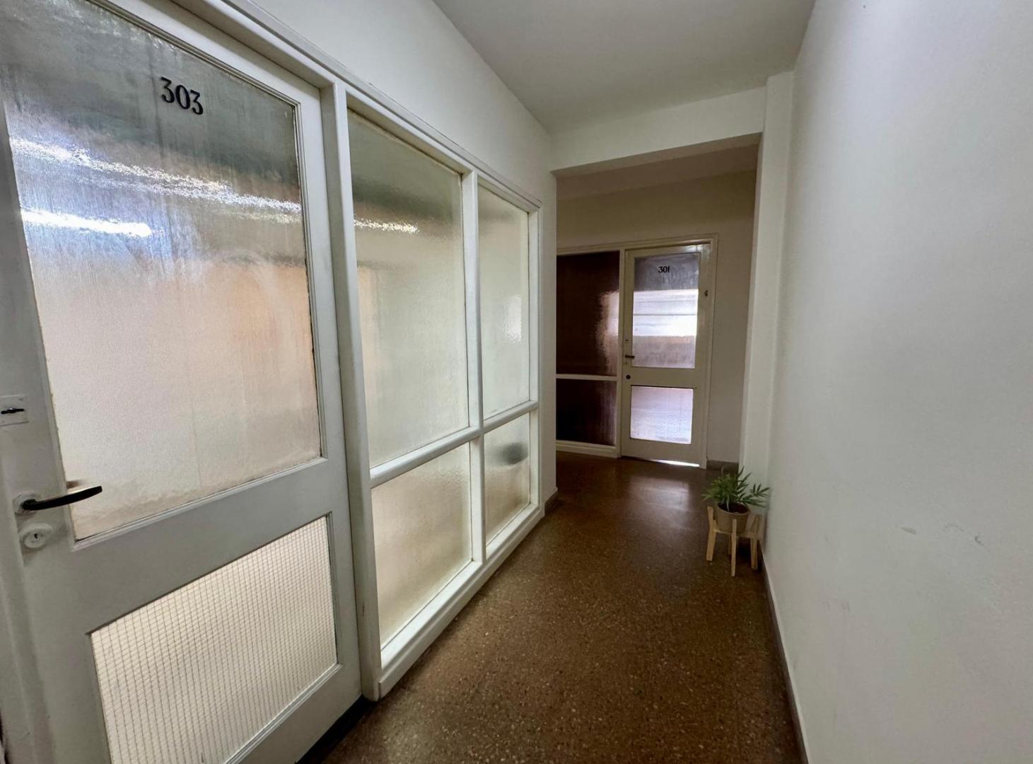 Foto de EN ALQUILER -OFICINA USO PROFESIONAL - ZONA CENTRO, imagen 5