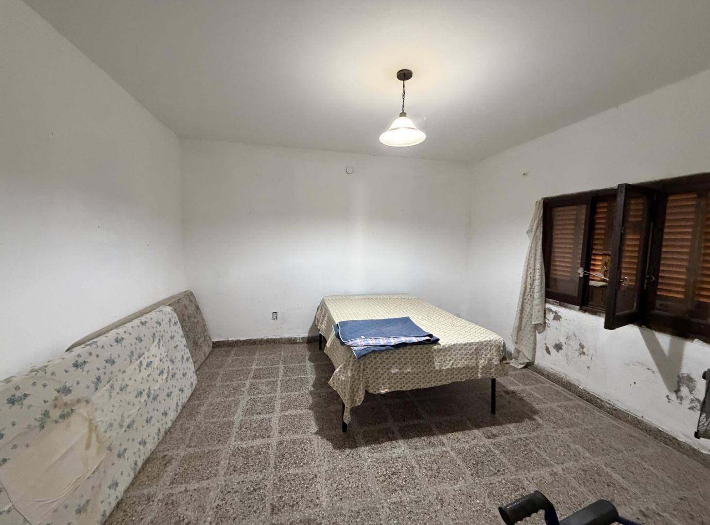 Foto de CASA EN VENTA DE 2 DORMITORIOS EN GRANADERO BAIGORRIA, imagen 3