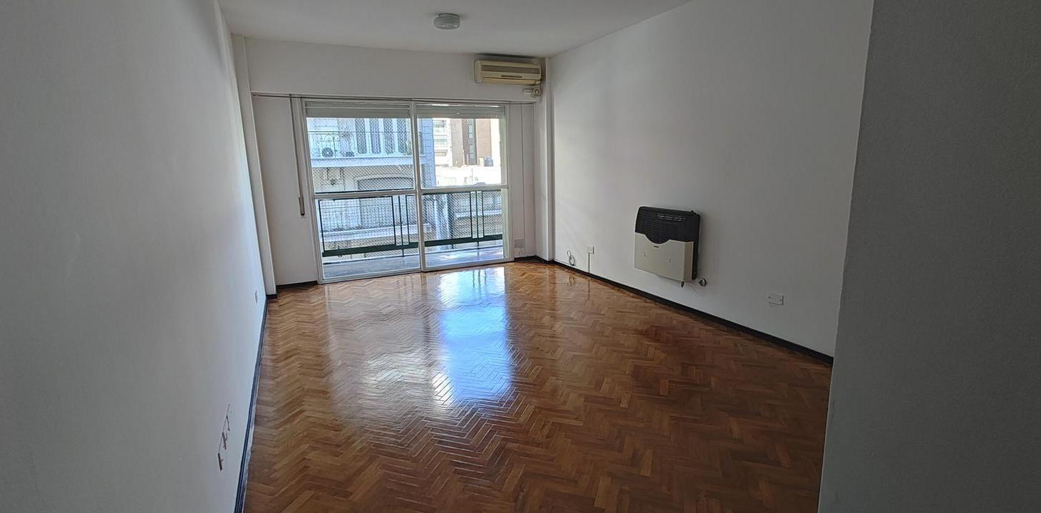 Foto de DEPARTAMENTO EN ALQUILER - 3 HABITACIONES CON COCHERA, imagen 1