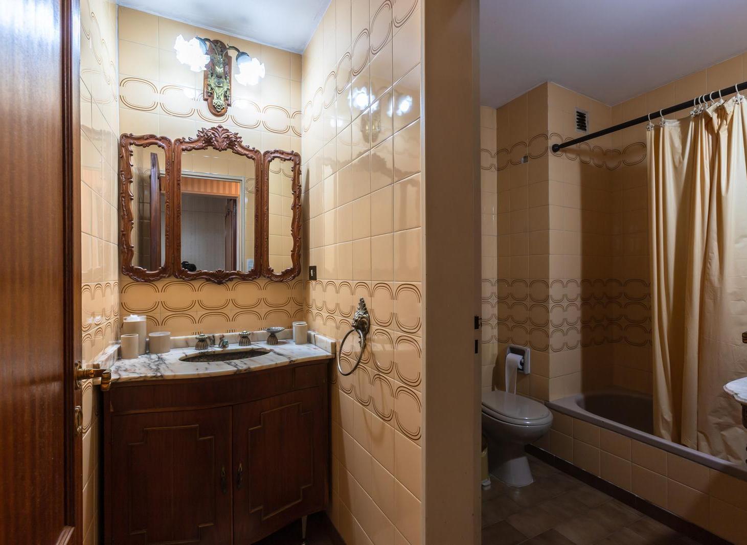 Foto de EN VENTA DEPARTAMENTO DE 3 DORMITORIOS EN BARRIO CENTRO, imagen 3