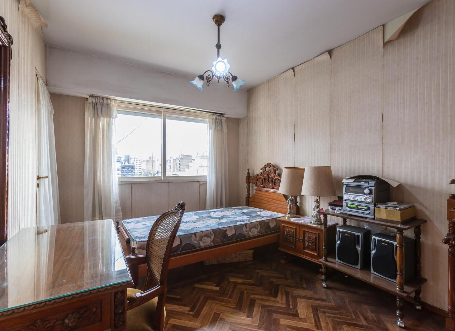 Foto de EN VENTA DEPARTAMENTO DE 3 DORMITORIOS EN BARRIO CENTRO, imagen 2