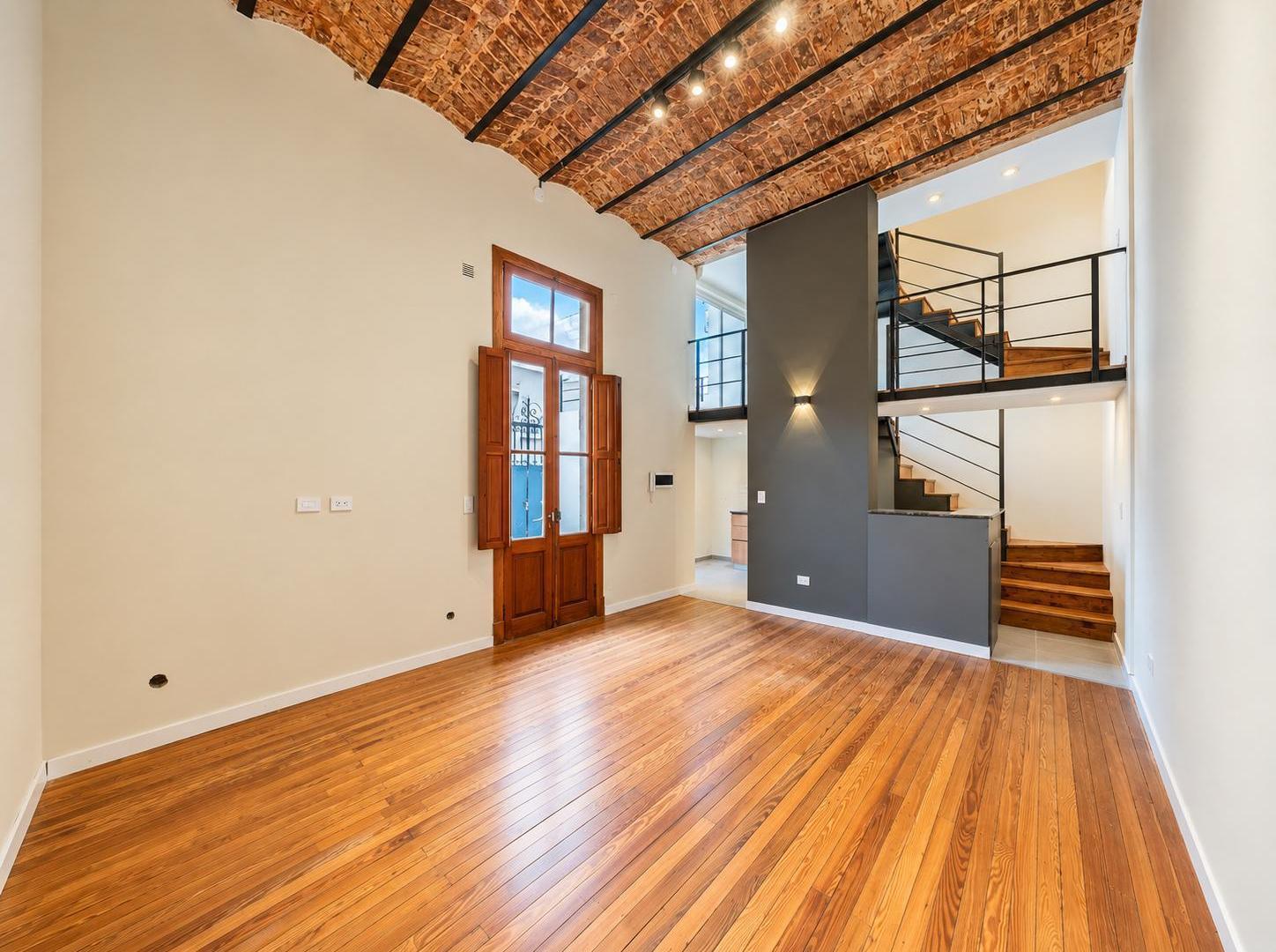 Foto de VENTA - PH 2 DORMITORIOS RECICLADO - CENTRO, ROSARIO, imagen 2