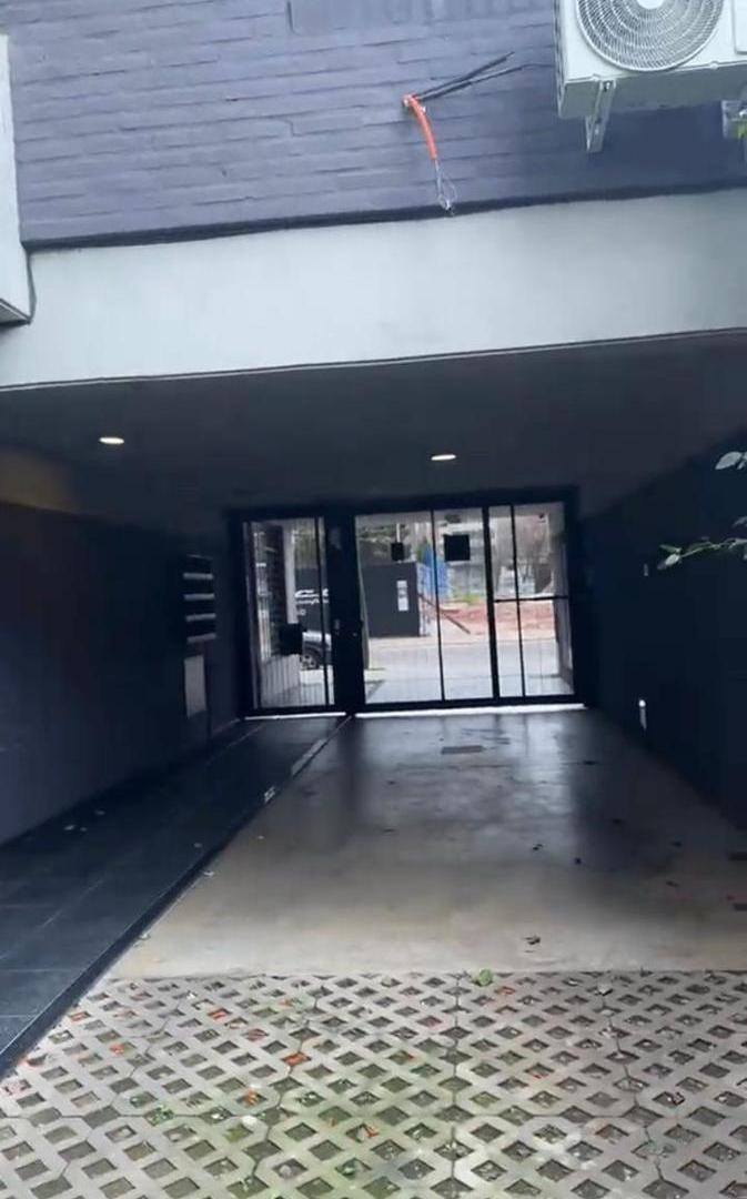 Foto de COCHERA CUBIERTA EN VENTA – PICHINCHA | SANTIAGO 168 BIS, imagen 5