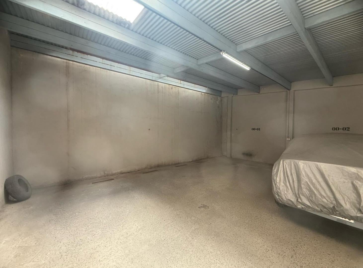 Foto de VENTA COCHERA CUBIERTA - BARRIO ECHESORTU - MENDOZA Y CRESPO, imagen 5