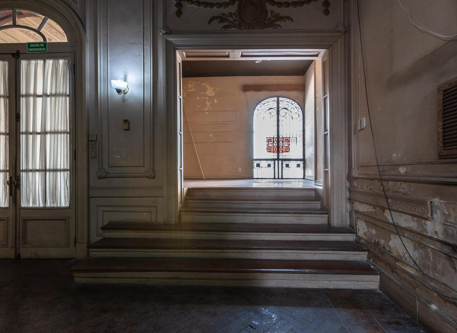 Foto de EN VENTA CASA HISTORICA A REFACCIONAR 525M2 CONTRUIDOS EN BARRIO MARTIN, imagen 4