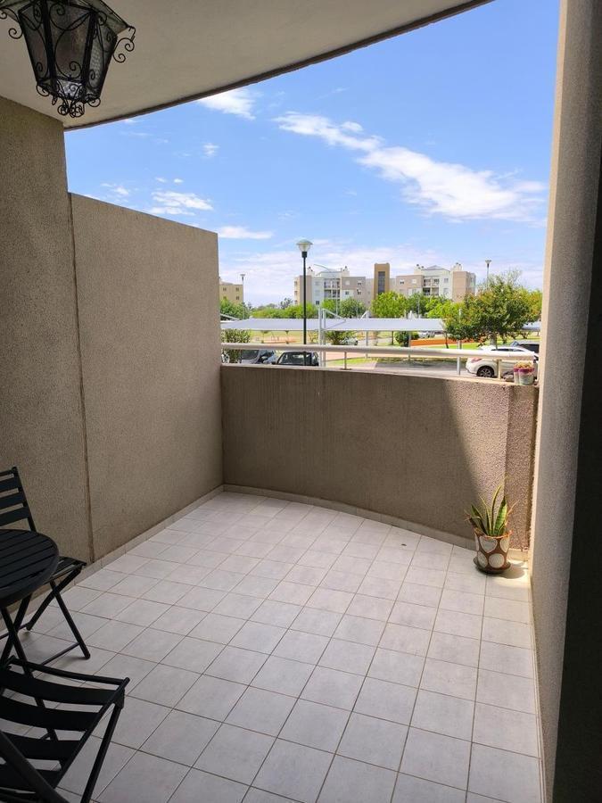 Venta con Renta Departamento 3 Dorm. 4