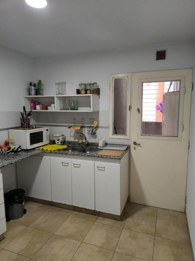 Venta con Renta Departamento 3 Dorm. 2