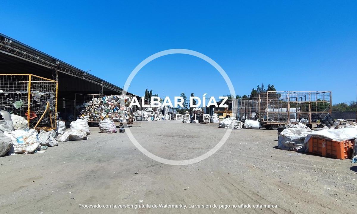 Galpón y Terreno Industrial en Villa Esquiú a Poca Distancia Av Circunvalacion 4
