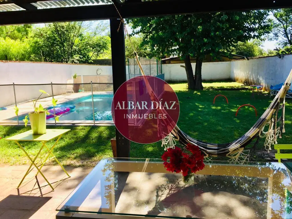 OPORTUNIDAD - CASA en Villa Rivera Indarte 2