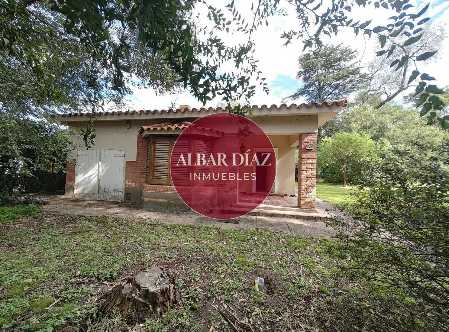 OPORTUNIDAD CASA EN VENTA VALLE DEL SOL CON AMPLIOS TERRENOS 2