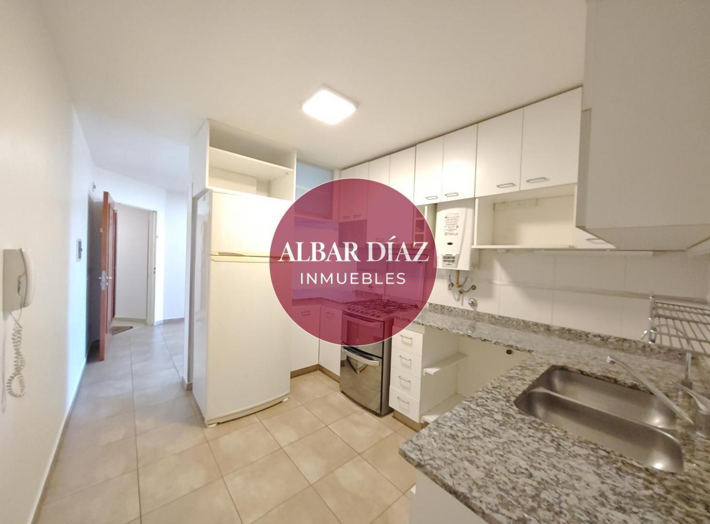 Foto de IMPECABLE 3 DORM. CON AACC CORTINAS PERSIANAS, imagen 1