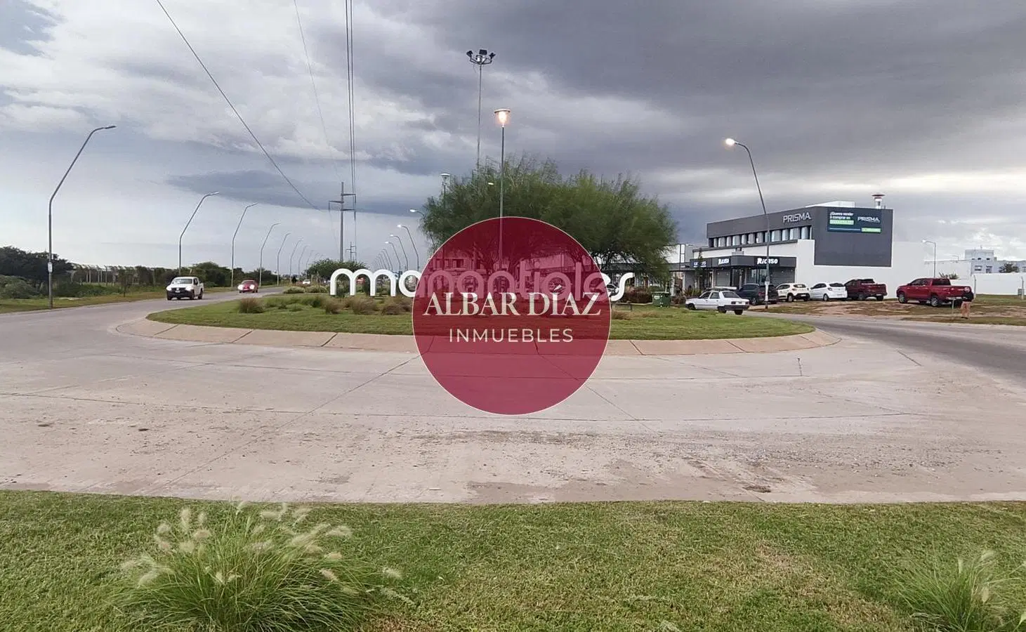 Exclusivo Terreno en ESQUINA EN BRISAS DE MANANTIALES 3
