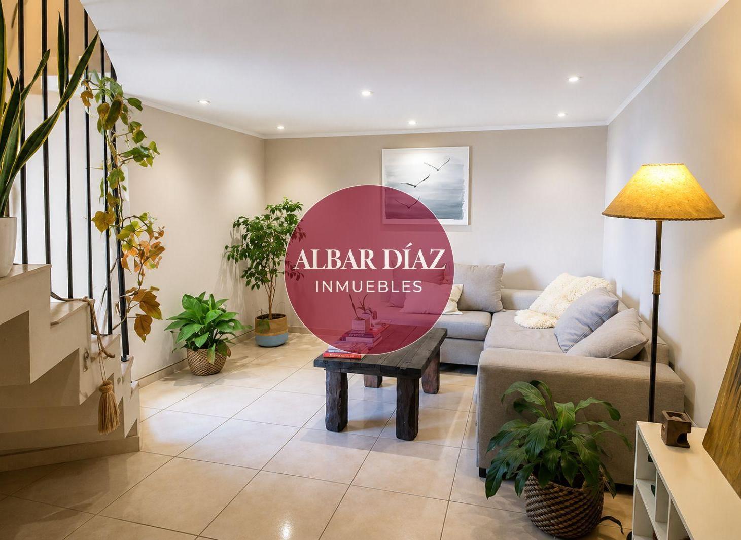Foto de OPORTUNIDAD Depto en 2 PLANTAS CON 2 DORMITORIOS - General Paz, imagen 1