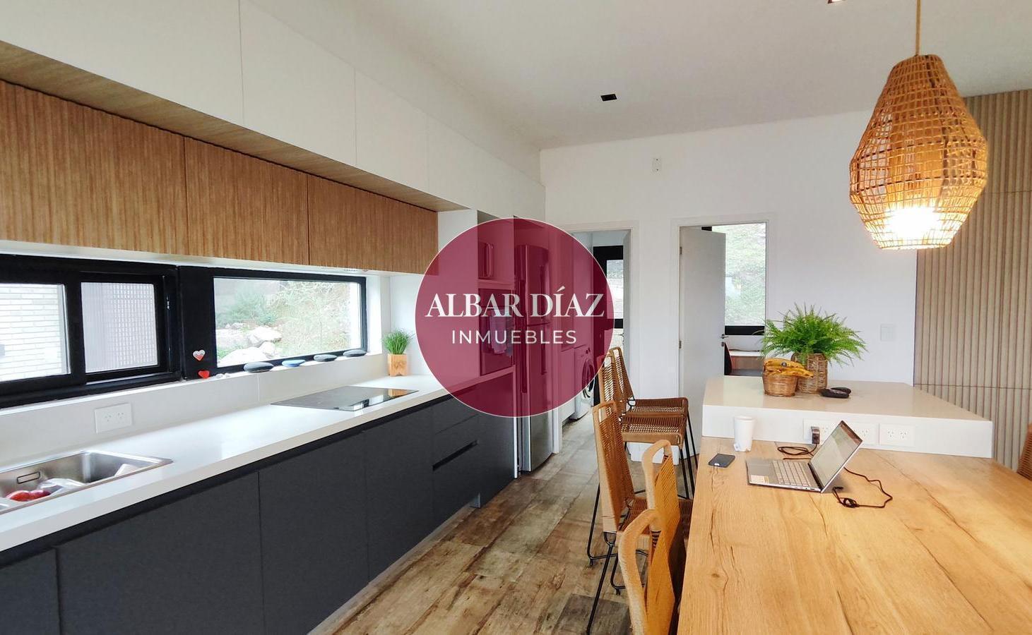 Foto de ALQUILER CASA EN LA DESEADA - EXCELENTE UBICACIÓN Y VISTAS, imagen 3