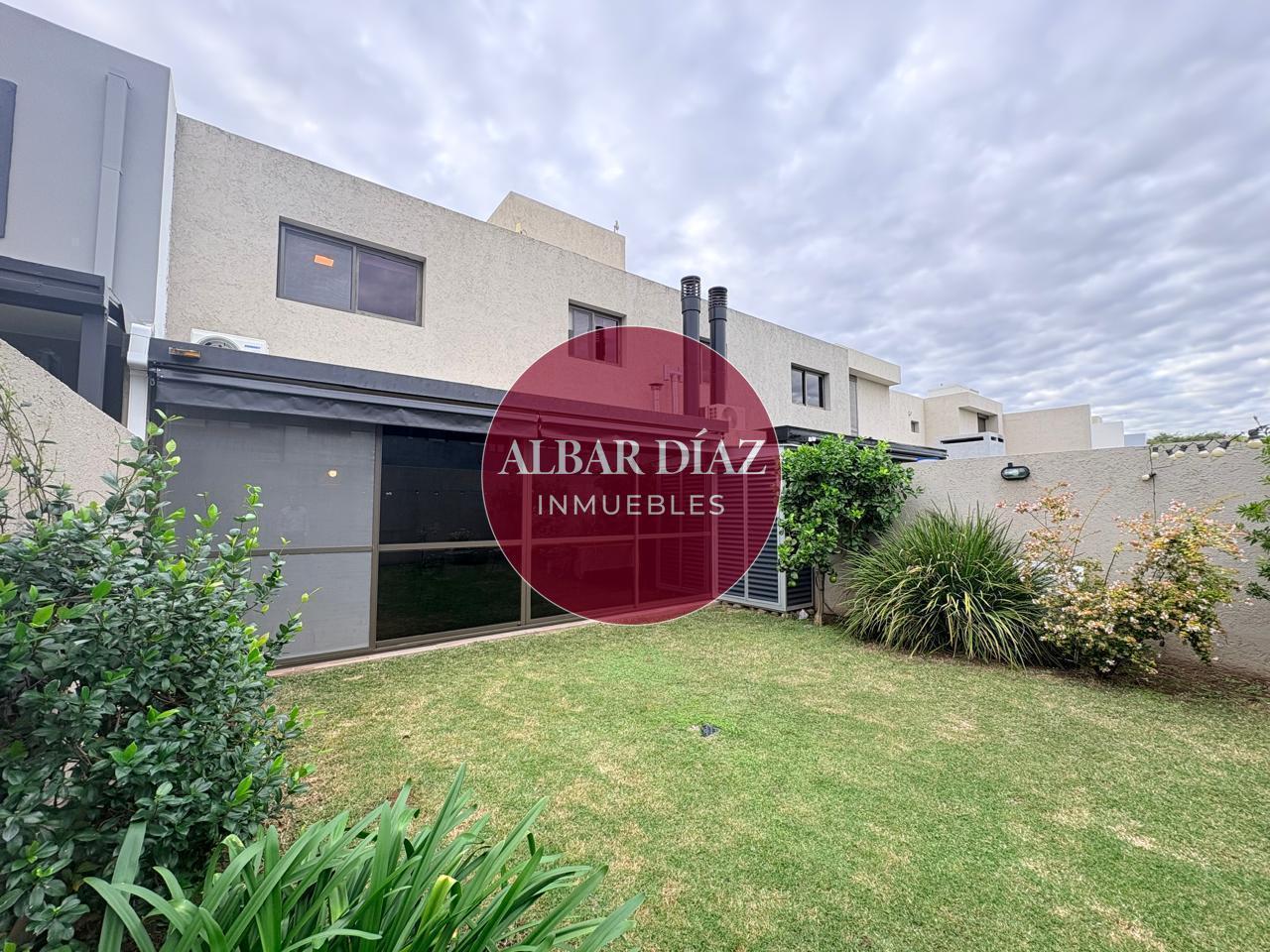 Foto de DUPLEX 3 DORMITORIOS EN VENTA CHACRA 1, imagen 5