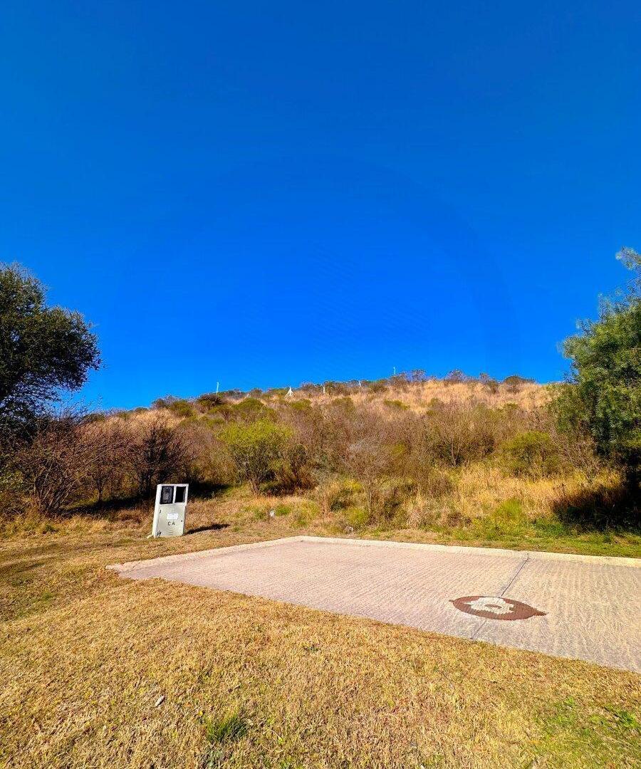 Foto de SE VENDE LOTE DE 830m EN COLINAS DE LA DESEADA, imagen 3