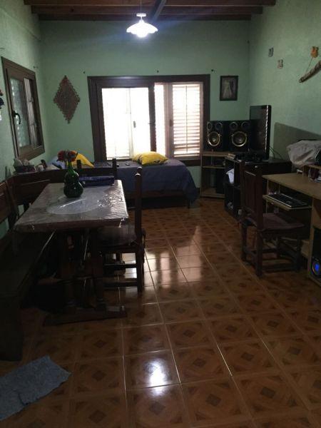 Casa 5 Ambientes. | Presidente Illia Al 400 2