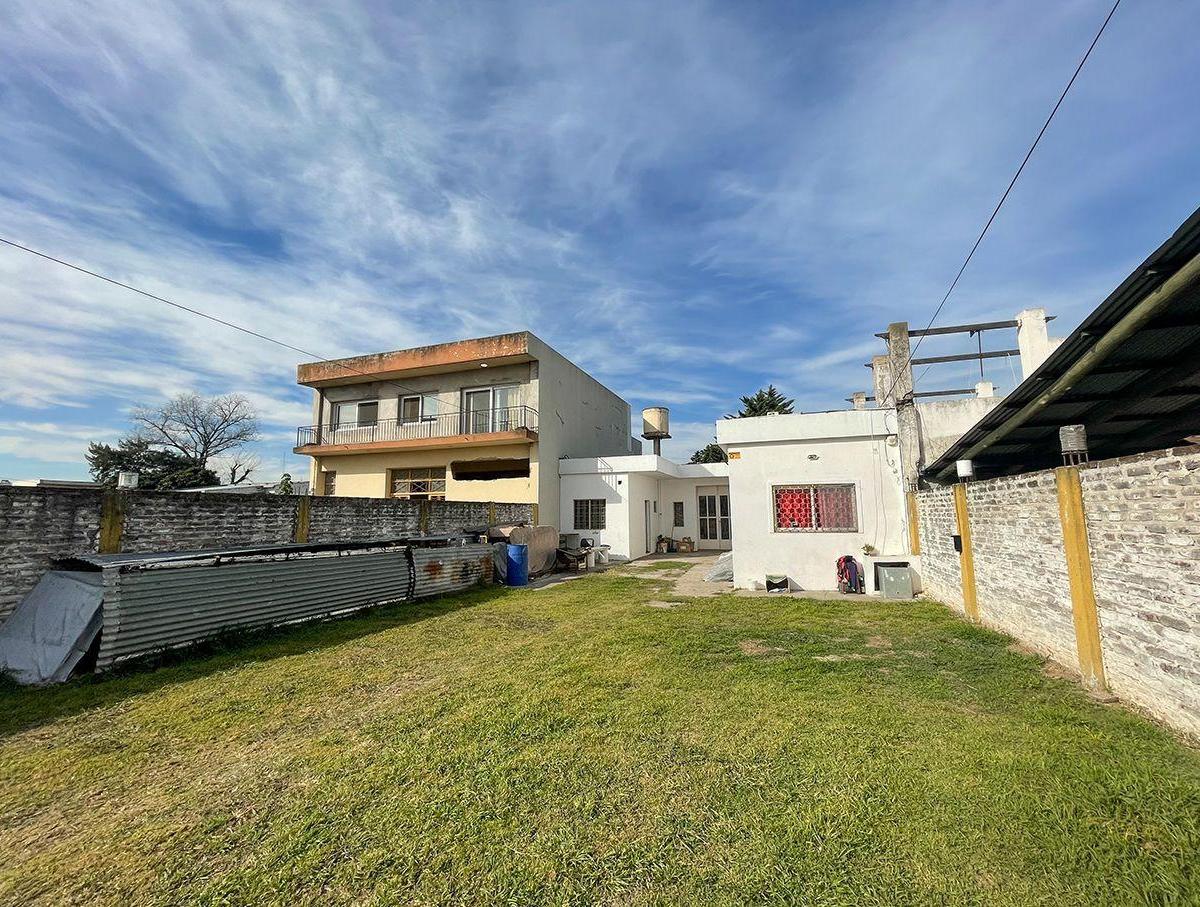 Galpon en Venta en Cruce Varela 5