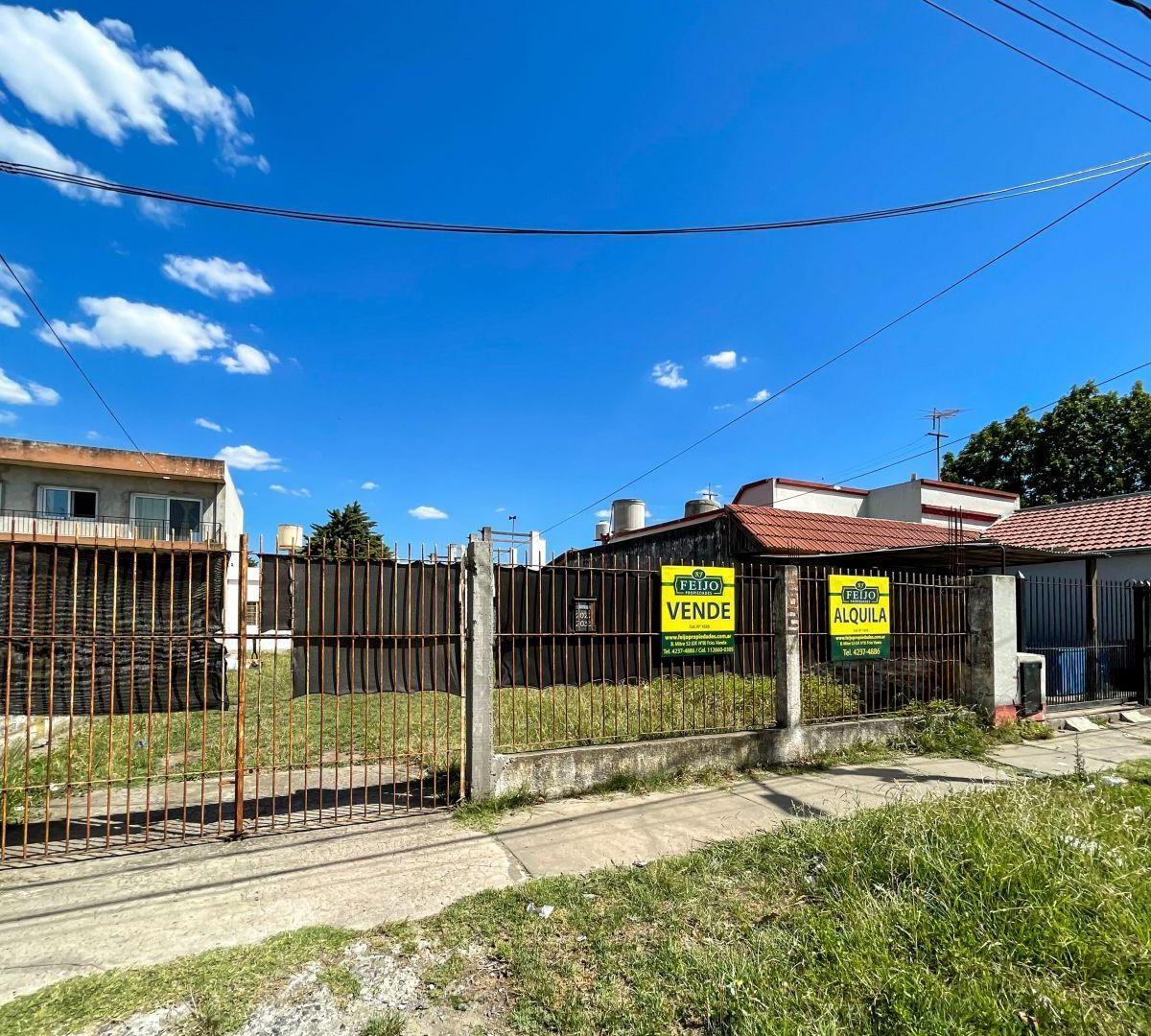 Galpon en Venta en Cruce Varela 4