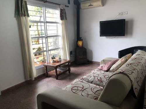 Casa En Venta En Zeballos
