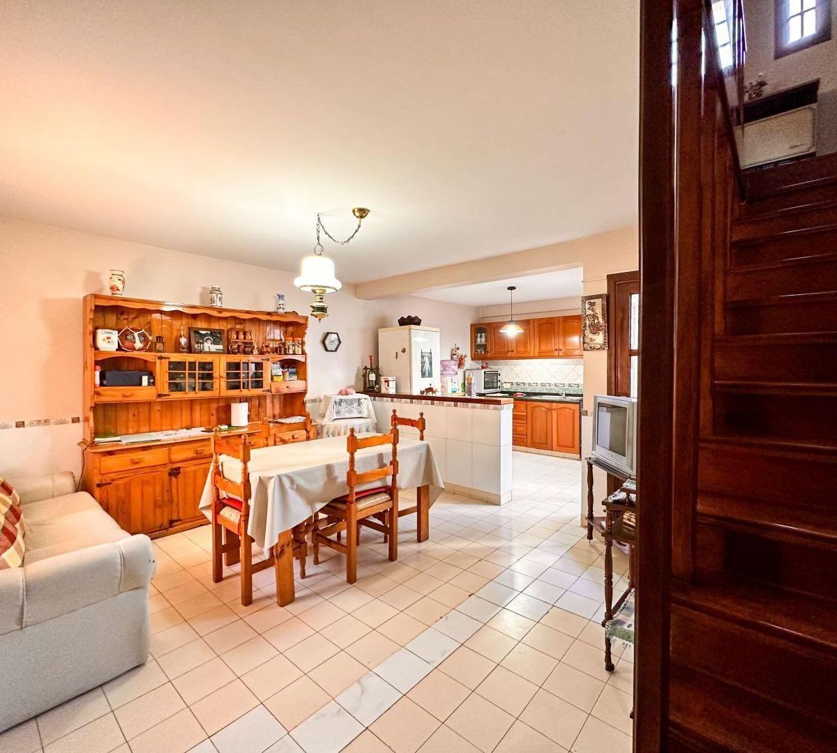 Casa 4 Ambientes. | Aristobulo del Valle Al 300 4