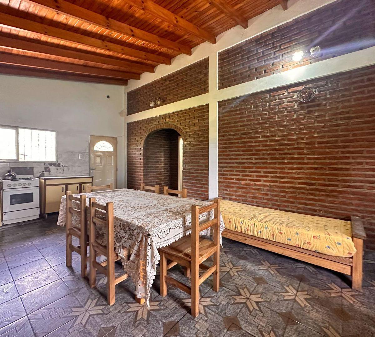 Quinta. | 1620 Al 3700 2