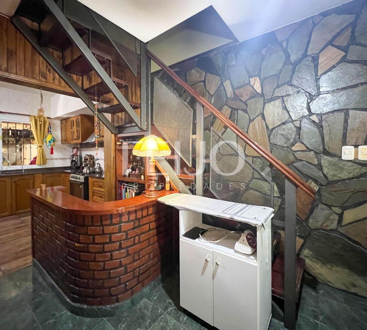 Casa 6 Ambientes. | Falucho Al 2900 2